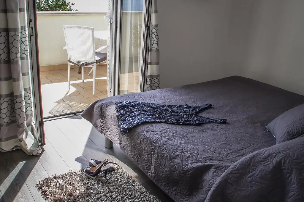 Apartments Villa Nora Rijeka
