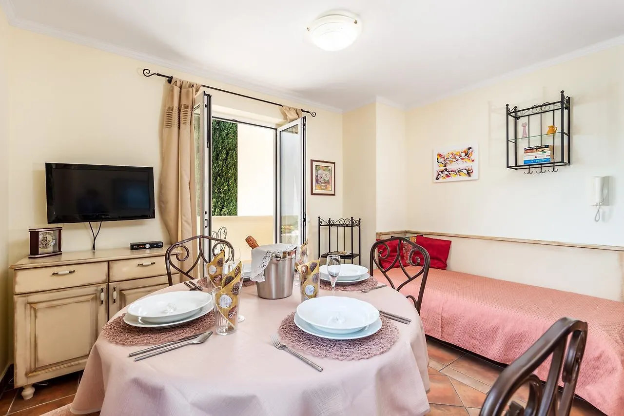 Apartments Villa Nora Rijeka